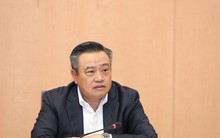 Chủ tịch Hà Nội yêu cầu tạm dừng tuyển dụng, tiếp nhận công chức, viên chức