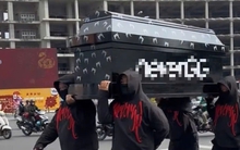 Đầy rẫy nội dung bẩn trên mạng xã hội