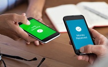 Công an cảnh báo: Để đảm bảo an toàn, không nên thực hiện giao dịch ngân hàng khi đang làm điều này