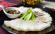 Không phải muối, luộc thịt cho thêm thứ này đảm bảo thơm ngon như nhà hàng