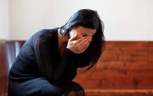 Cho con trai thừa kế 4 căn nhà, cuối đời cụ bà sang ở cùng con gái trong căn hộ 50m2: "Anh trai chị còn phải để nhà cho thuê kiếm tiền"