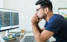 Lập trình viên trẻ chưa bao giờ khổ đến thế