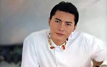 Mỹ nam đẹp nhất châu Á 30 năm không có đối thủ: Xuất hiện 3 phút nhận cát xê 10 căn nhà, nhan sắc hiện tại mới sốc