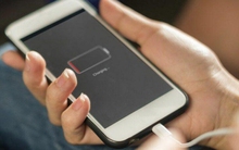 Thói quen sạc tưởng chừng vô hại nhưng khiến điện thoại nhanh giảm tuổi thọ pin: Dừng lại ngay!