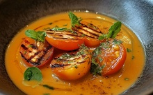 Bỏ ra 5.000 đồng đã có ngay loại quả cực kì tốt cho gan lại còn ngon “hết nước chấm”