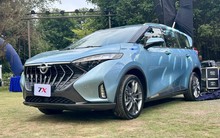 Chật vật tìm khách, MPV kín tiếng nhất Việt Nam Haima 7X giảm giá tới gần 200 triệu đồng