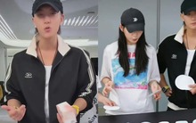 "Chủ tịch showbiz" tặng băng vệ sinh, còn đích thân kiểm nghiệm và bảo đảm chất lượng