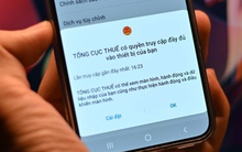 Vì sao kẻ lừa đảo biết được số thẻ, ngày hết hạn, mã CVV và có thể rút sạch tiền từ tài khoản ngân hàng ngay sau khi nạn nhân tải ứng dụng giả mạo?