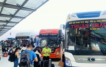 Tàu hỏa, máy bay, đường sắt 'nóng' từng ngày trước cao điểm du lịch 30/4 - 1/5