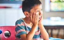 Cảnh báo từ ĐH Stanford: 1 hành động gây biến đổi não bộ, trầm cảm, hàng triệu trẻ em mắc phải