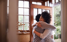 4 kiểu người mà ai EQ cao nhất định sẽ tránh ghé thăm nhà, EQ thấp lại thường xuyên đến