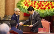 Bức ảnh đặc biệt Nhà giáo Nguyễn Xuân Khang gửi tặng Chủ tịch nước Lương Cường trông như thế nào?