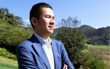 Tỷ phú sống trong căn biệt thự 2.800 tỷ đồng tuyên bố: "Tiền chỉ là con số, sống thoải mái mới là điều quan trọng"