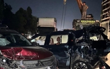 10 ô tô tông liên hoàn, cao tốc Nội Bài - Lào Cai ùn tắc kéo dài