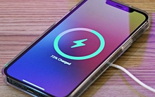 Sạc điện thoại đến 100% có giúp kéo dài tuổi thọ pin không?