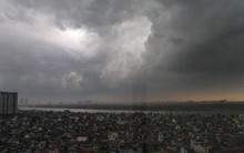 Ngày mai miền Bắc nhiều nơi có dông, đề phòng mưa đá