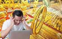 Giá vàng lập đỉnh, nhiều gia đình lao đao vì nợ cũ: Vay 5 cây vàng, 4 năm sau trả vàng hay tiền mặt thêm 10% lãi suất