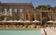 Giải mã Private Club: Xa xỉ hơn cả du thuyền, chuyên cơ riêng, biệt thự ven biển… người giàu sang đích thực đều khao khát sở hữu tấm thẻ thành viên này!