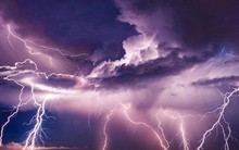 Thực hư chuyện 23.000 cú sét đánh xuống miền Bắc sáng nay