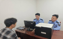 Mẹ vừa thông báo chuyển khoản thành công 300 triệu đồng, nam sinh 2002 xác nhận rồi liền báo cảnh sát