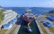 Ông Trump yêu cầu cho phép Mỹ tự do đi qua kênh đào Panama, Suez