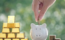 Bà mẹ U40 rủ con 'đập lợn' mua vàng, nhân tiện dạy về BÀI HỌC TÀI CHÍNH: 'Tiền đứng yên là tiền chết!'