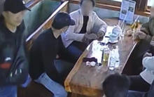 Bắt nhóm cho vay nặng lãi cưỡng đoạt tài sản ở Lâm Đồng, "ép" con nợ bán đất trả tiền