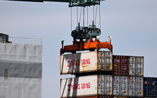 Tác động của thuế quan lan rộng ở Trung Quốc: Loạt doanh nghiệp ngoại 'toát mồ hôi' vì phải chịu 'thuế quan kép'