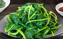 Người Việt có 1 loại rau sản sinh collagen hiệu quả, chống tia UV tốt ngang kem chống nắng, lại chữa được nhiều bệnh mãn tính