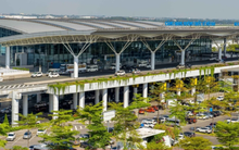 Hành khách đã có thể bay bằng công nghệ sinh trắc học ở Nội Bài