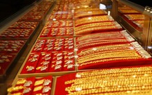 Phát hiện hơn 1.000 trang sức vàng bạc trị giá 10,7 tỷ đồng nằm sâu 3 mét dưới đáy sông