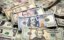 USD ngân hàng vọt tăng, giá bán ra sát mốc 26.000 VND/USD