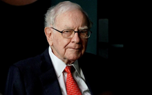 Nhớ lời dặn của cụ ông 94 tuổi Warren Buffett: 'Tôi tin tưởng tuyệt đối ở vợ nhưng mua chứng khoán thì không!'