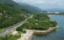 Vẻ thơ mộng của cung đường ven biển nối Khánh Hòa - Ninh Thuận