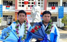 Trò chuyện nhanh cùng cặp song sinh giành 2 huy chương vàng Olympic Toán học quốc tế