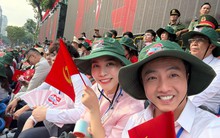 Nghệ sĩ xuống đường mừng đại lễ 30/4