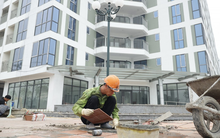 Lao động tự do tại Hà Nội, hộ khẩu tỉnh khác, không có tạm trú thì có thuộc đối tượng "người thu nhập thấp tại khu vực đô thị" để mua NƠXH hay không?