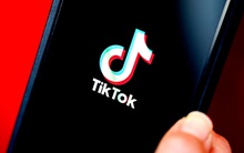 TikTok sắp đổi chủ? Một "gã khổng lồ mua sắm" bất ngờ nhập cuộc vào phút chót