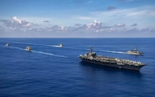 Houthi đã kéo tàu sân bay Mỹ khỏi Đông Á