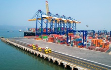 Bất ngờ về cảng hiện đại nhất Việt Nam vừa khánh thành: Đón tàu lớn nhất thế giới, tiến thẳng được tới Mỹ