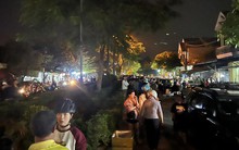 NÓNG: Đang dựng lại hiện trường vụ người mẹ nghi giết con để trục lợi bảo hiểm, ngàn người theo dõi