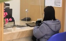 Cô gái sinh năm 1994 có khoản nợ xấu 4,9 tỷ đồng, bị ngân hàng khởi kiện vì không trả tiền, toà án khẳng định: “Khách hàng qua đời từ 25 năm trước”