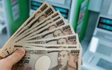 Nhà đầu tư tìm đến yên Nhật giữa căng thẳng thuế quan