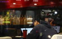 Nhiều người trẻ 'ẩn mình' khỏi xu hướng trên mạng xã hội