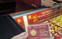 Động thái 'lạ' của nhà vàng khi giá liên tiếp giảm