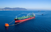 Không thiếu nguồn cung thay thế, một quốc gia châu Âu vẫn đam mê với dầu Nga: Chi hơn 1,6 tỷ USD nhập khẩu trong năm 2024, hưởng giá ưu đãi 20%