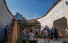 Cụ ông quyết không di dời nhà dù được đền bù 5,7 tỷ đồng và 3 căn nhà để giữ đất cho 2 con trai, 12 năm sau tiếc nuối: "Tôi rất hối hận..."