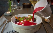 Bật mí thực đơn độc đáo trong tiệc chiêu đãi của Nga tại Điện Kremlin sau Lễ Duyệt binh Ngày Chiến thắng