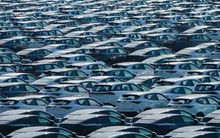 Chỉ vì giá rẻ, các hãng xe điện Trung Quốc "tự bắn vào chân nhau": Xe mất giá gần nửa, ai mua đầu là thiệt