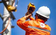 Hòa Phát, Đức Giang, Vinamilk... sẽ chi thêm bao nhiêu sau khi giá điện điều chỉnh tăng 4,8%?